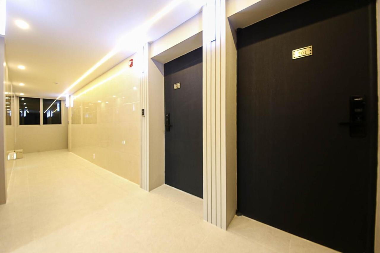 Busan Seomyeon Broa Hotel Exterior photo